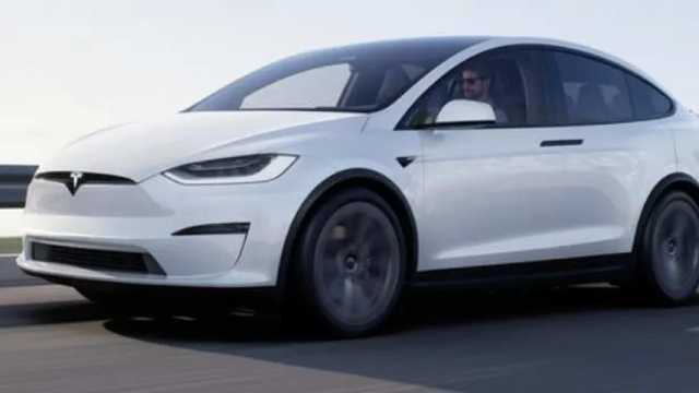 El Tesla Model X es uno de los vehículos destacados en este artículo.
