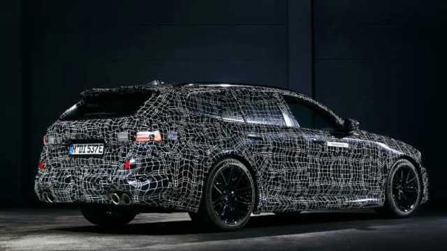 El BMW M5 Touring, un deportivo familiar con propulsión híbrida y características de alta gama, regresará al mercado en 2024.